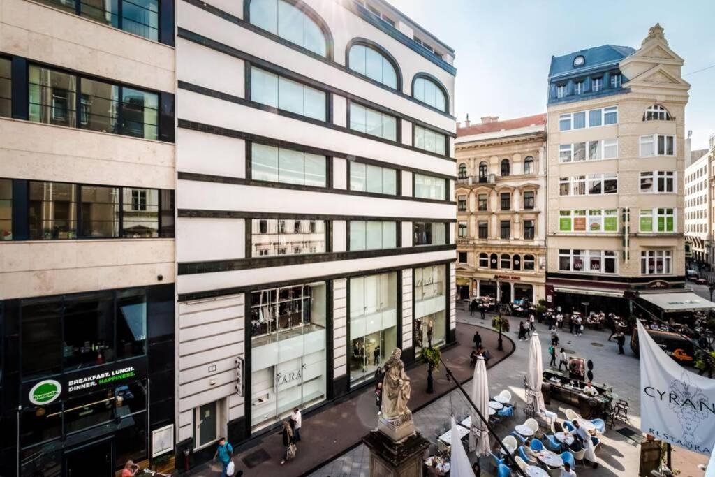 Best Located, 150 M2 5 Bedrooms Apt., — Fotók 2